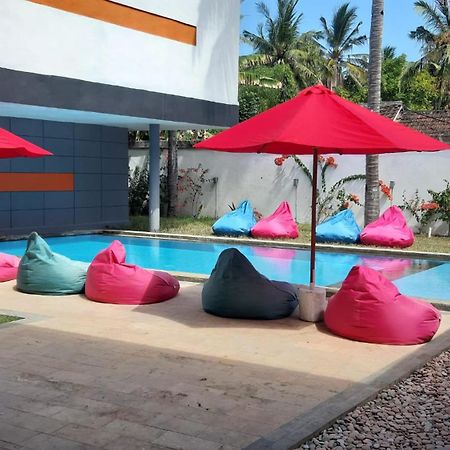 Maza Soda Resort Gili Trawangan Exteriör bild