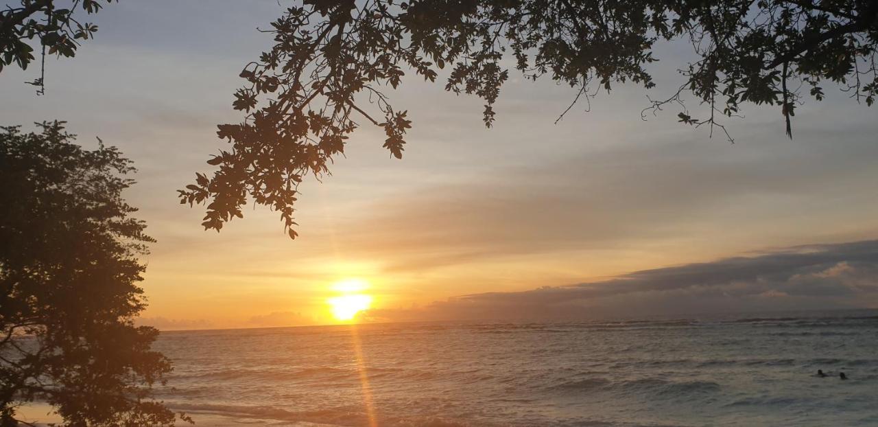 Maza Soda Resort Gili Trawangan Exteriör bild